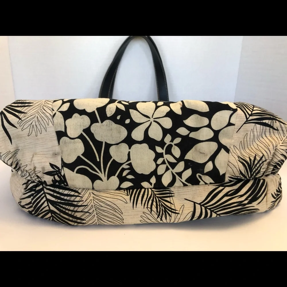 Relic fabric hobo purse